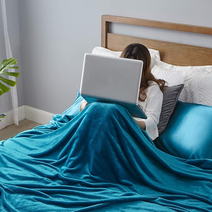 Hansleep Fleece Teal Throw XL Blanket, Super Soft Flannel Fuzzy Plush Cozy Blanket for All Seasons, Teal, Throw XL 50x70 Inches