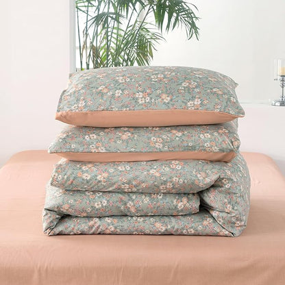 Floral Queen Comforter Set Soft Cute Floral Bedding Comforter Sets Garden Style Flower Print Botanical Flowers Queen Comforter Set for All Seasons 1 Comforter and 2 Pillowcases