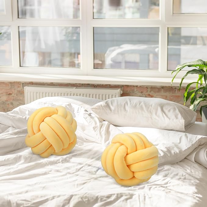 Namalu 2 Pcs Soft Knot Pillow Ball, Decorative Round Throw Knotted Pillows Cushion, Handmade Stuffed Ball Pillows for Winter Bedroom Sofa Couch Home Decor(7.87 Inches,Light Yellow)