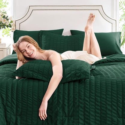 CozyLux Queen Comforter Set Emerald Green Seersucker 7 Pieces Bed in a Bag Queen Comforter Set with Sheets, Luxury Soft Bedding Set with Down Alternative Comforter, Sheets, Pillowcases & Shams