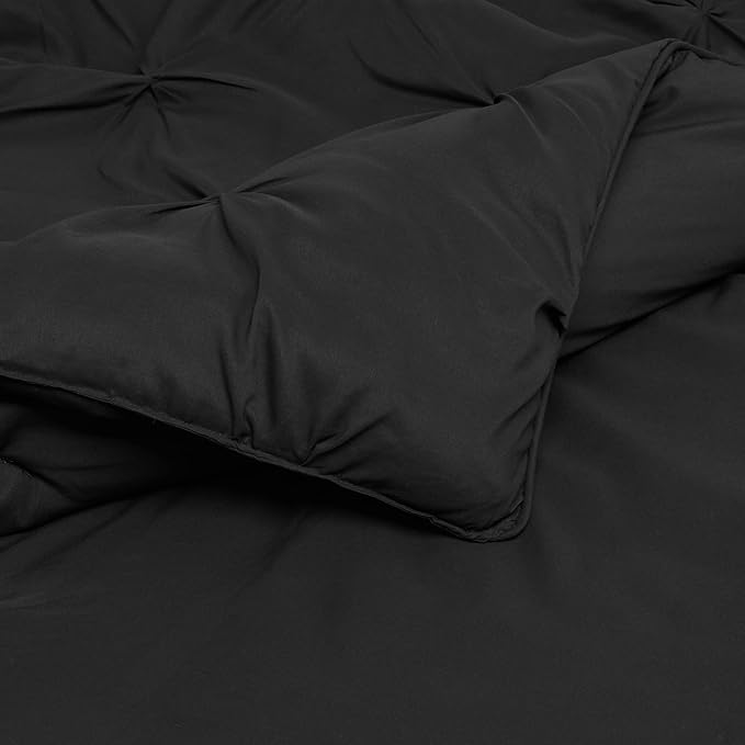 Amazon Basics 3-Piece All-Season Soft Down-Alternative Comforter Bedding Set, Pinch Pleat Design with Piped Edges, Full/Queen, Black