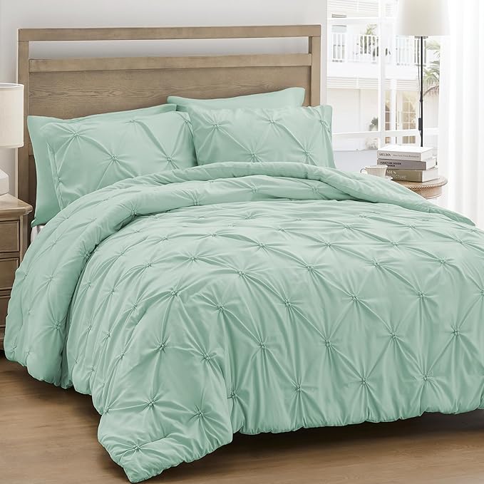 UNIKOME King Size Comforter Set Sage Green - Ultra Soft Boho Pintuck Down Alternative Bedding Set for All Seasons, 3 Pieces Lightweight Warm Pinch Pleat Bed Set with Comforter, 2 Pillowcases