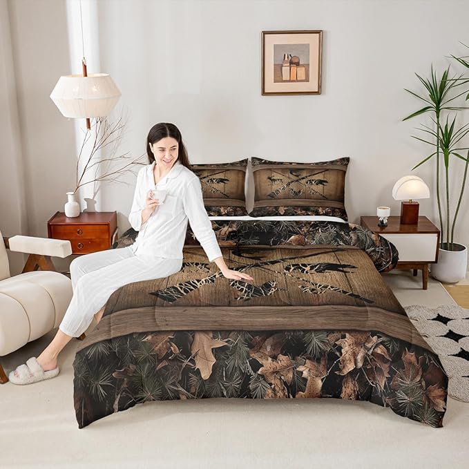 Erosebridal Rustic Farmhouse Bedding Sets Retro Camo Cabin Lodge Comforter Set King Hunting and Fishing Bedding Comforter Sets for Boys Adults Men Wildlife Bear Deer Fish Duck Quilt Set 3 Pcs