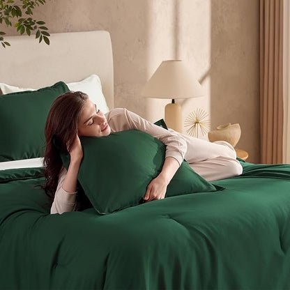 Andency Dark Emerald Green Oversized Queen Size Comforter Set, 3 Pieces Forest Hunter Green Boho Solid Bedding Sets, Soft Cozy Lightweight All Season Bed Set