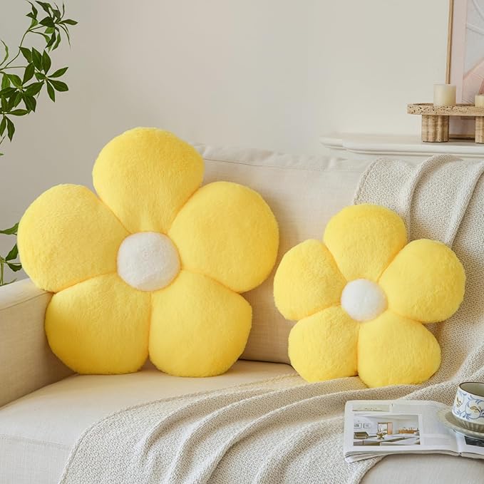 Zlgkjk Flower Pillows, Decorative Throw Pillow with Soft Plush for Couch Bed, Cute Daisy Pillow Cushion Home Decor Floral Throw Pillow (Yellow, 14.9 Inches)