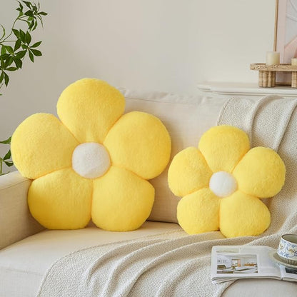 Zlgkjk Flower Pillows, Decorative Throw Pillow with Soft Plush for Couch Bed, Cute Daisy Pillow Cushion Home Decor Floral Throw Pillow (Yellow, 14.9 Inches)