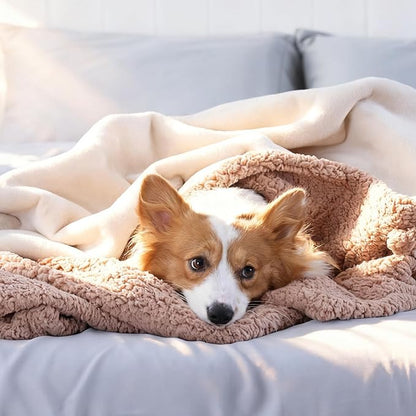 Makigued Waterproof Dog Blanket for Couch & Bed, Reversible Sherpa Fleece Pet Throw with Quiet TPU Barrier, Machine Washable Furniture Protector for Large Dogs & Cats, Throw Size 50x60 Inch, Cream