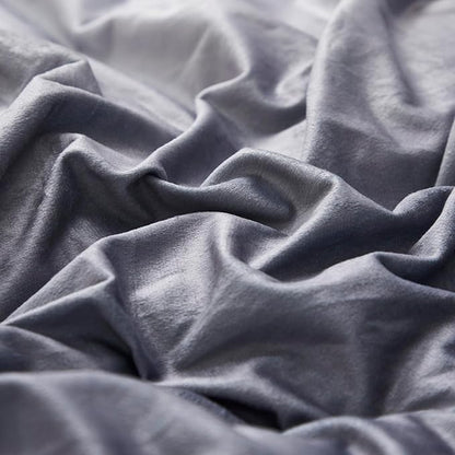 KAREVER Gray White Gradient Comforter Set Cal King Gray Velvet Bedding Comforter Modern Plain White and Deep Gray Gradient Soft Quilt Farmhouse Flannel Comforter Warm California King Bed Comforter