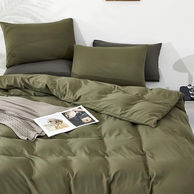 KAREVER Olive Green Comforter Set King Size Solid Green Comforter 3 Pieces Soft Dark Green King Comforter Bedding Set Women Pure Olive Green King Bed Comforter Set for All Season as Gift