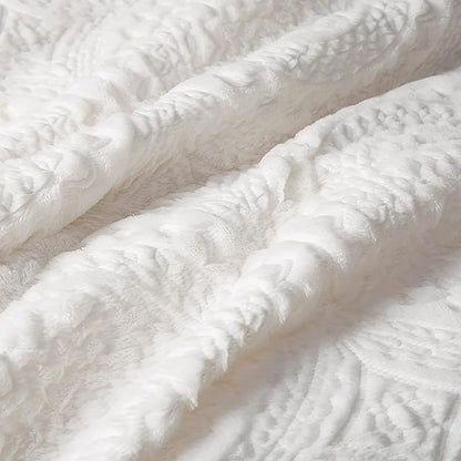 Madison Park Ultra Soft Luxury Premium Plush Comforter Mini Modern All Season Down Alternative Bedding Set with Matching Sham, Full/Queen, Ivory