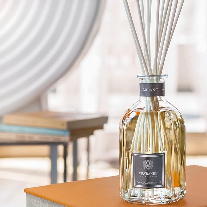 Dr. Vranjes – Milano 500 ml Diffuser + Double Pack of White Sticks (3 Pieces Bundle) – Luxury Home Fragrance, Made in Italy, Main Scent: Patchouli, Pepper, Sandalwood (500 ml)