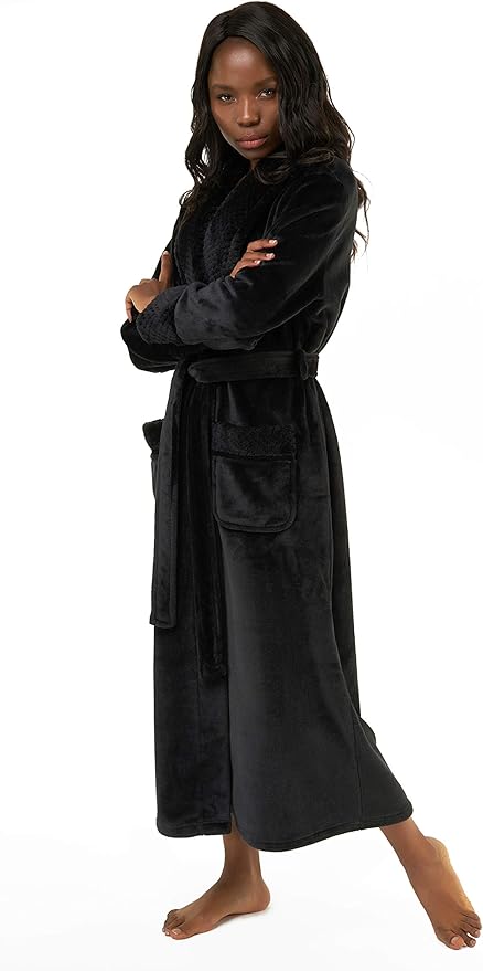 Turquaz Oversize Premium Luxury Ultra Soft Warm Robes for Women Plush Fleece Bathrobe for Women with and Spacious Pockets