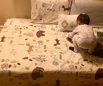 Houseri Beige Bear Comforter Set Twin Size 3 Pieces Toddler Girls Boys Woodland Theme Cartoon Bedding Sets Ultra Comfy Fox Rabbit Forest Animal Print Breathable Soft Bed Quilt Blanket Twin Kids Gift