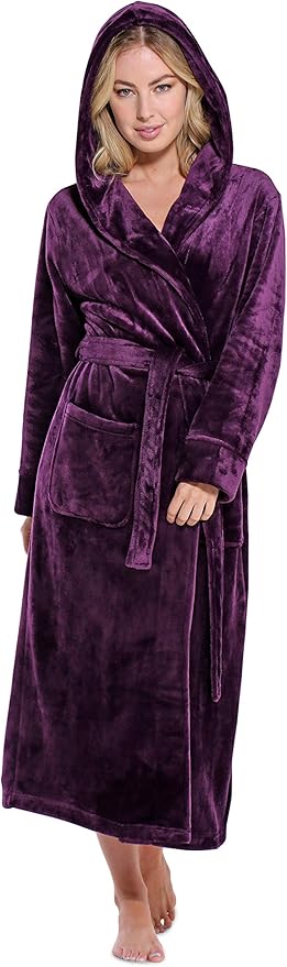 Turquaz Oversize Premium Luxury Ultra Soft Warm Robes for Women Plush Fleece Bathrobe for Women with and Spacious Pockets
