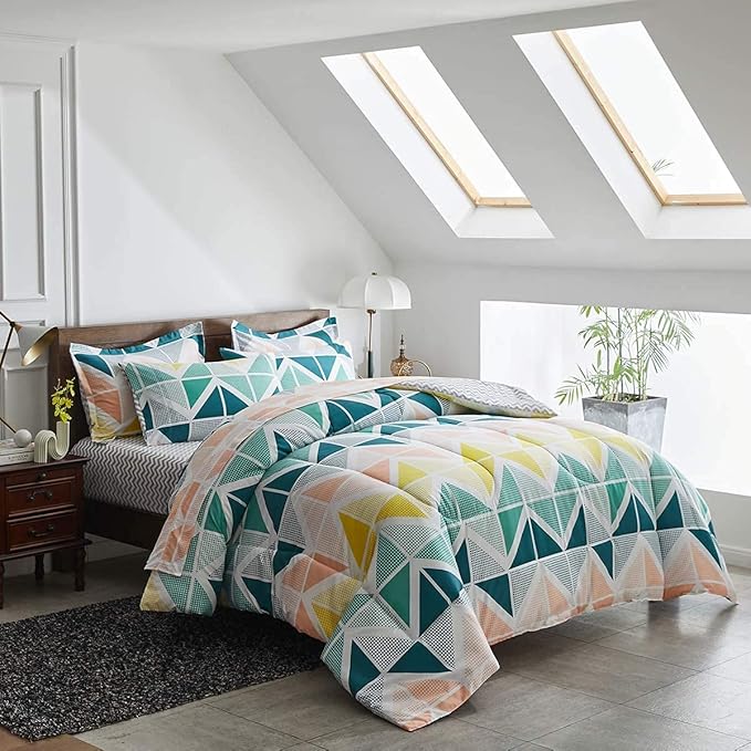 Green Yellow Bed in a Bag 6 Pieces Twin Size Comforter Sheet Set Triangles Print -Summer Soft Complete Bedding Set (1 Comforter 2 Pillow Shams 1 Flat Sheet 1 Fitted Sheet 1 Pillowcases)