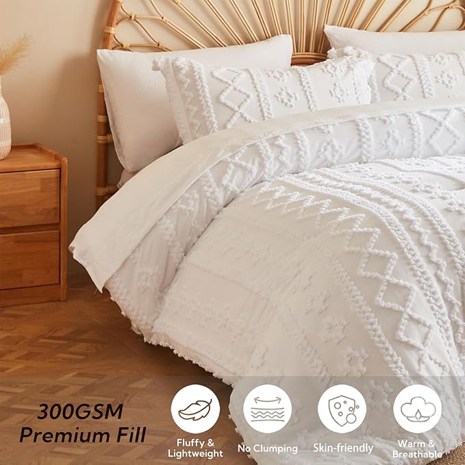 MR&HM Farmhouse Comforter Set King 7 Pieces, White Tufted Boho Beddding Sets, Bed in a Bag with 1 Comforter, 2 Pillow Shams, 2 Pillowcases, 1 Flat Sheet, 1 Fitted Sheet for All Seasons