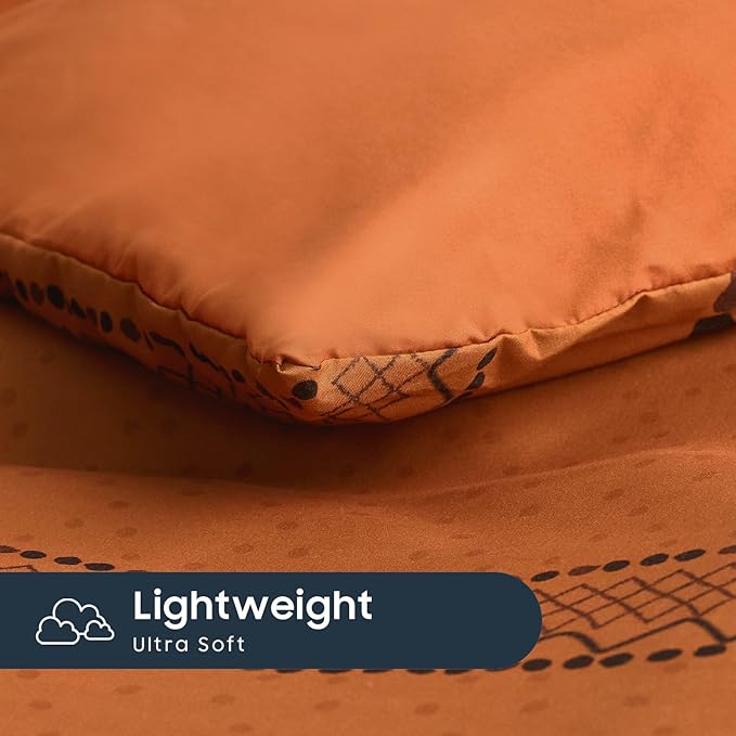 Wake In Cloud - Boho Comforter Set, Farmhouse Bohemian Western Aztec Neutral Aesthetic, Soft Lightweight Bedding, 3 Pieces, Burnt Orange, Full Size