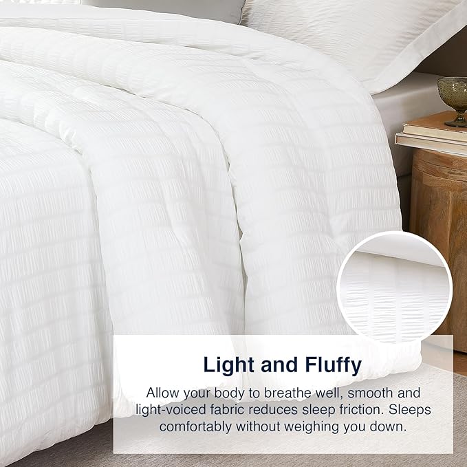 White Oversized Queen Comforter Set - 3 Pieces Seersucker Lightweight Bedding Comforter Sets (1 Soft Fluffy Comforter & 2 Pillowcases) - All Seasons Cozy Modern Bed Sets for Women Men