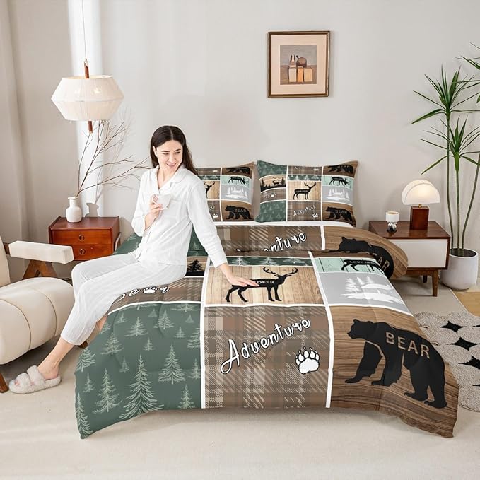 Retro Cabin Comforter Set 3Pcs, Pine Tree Buffalo Plaid Quilt Bear Deer Elk Bedding, Forest Wildlife Woodland Animals Duvet Insert Hunting Lodge Country Rustic Farmhouse Bedroom Decor, King Size