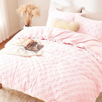 CozyLux Fleece King Comforter Set Blush Pink,Super Soft & Warm Fluffy Bedding with Checkered Pattern,Luxury Fuzzy Heavy Bed Set for Winter,3 Pieces,1 Comforter and 2 Pillowcases