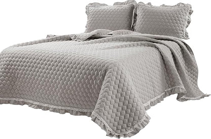 Lush Decor Ella Ruffle Lace Quilt, 3 Piece Set, Full/Queen, Light Gray - Cute Comforter - Queen Bedding Set - Gray Bedding Full Size - Coquette Decor - Ruffle Trim - Lace Trim