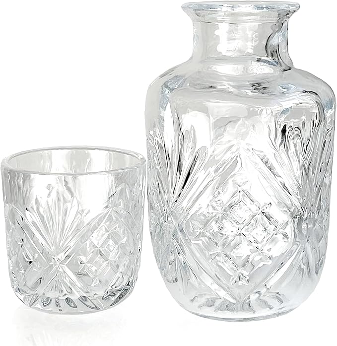 Lily's Home 18 oz Water Carafe, Bedside Water Carafe for Nightstand or Guest Bedroom, Clear Mouthwash Dispenser for Bathroom, Stay Hydrated Convenient Carafe