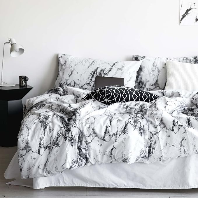 Wake In Cloud - Marble Comforter Set, Neutral Modern Aesthetic for Men Women, Soft Lightweight Bedding, 3 Pieces, Black White, King Size