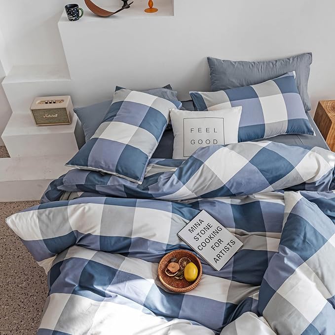 mixinni Queen Comforter Set Soft Fluffy Modern Style Checkered Pattern Comforter for Boys Mens, 1 Blue White Grey Geometric Comforter and 2 Pillowcases, All Seasons-Queen Size
