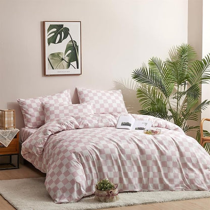 CLOTHKNOW Pink White Plaid Full Size Comforter Sets Grid Bedding Comforter Sets Soft Geometric Checker Comforter with 2 x Pillow Cases