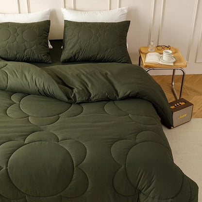CLOTHKNOW Dark Green Queen Comforter Set Daisy Puff Bedding Comforter Sets Soft Floral Queen Comforter Green Boho Comforter with 2 x Pillow Cases