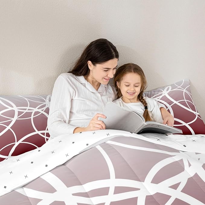 Modern Geometric Circle King Size Comforter Set,Red Gradient Watercolor Decor All Season Bedding Set for Girls,Teens Abstract Stripes Comforter,Simplicity Art Decor Quilt Set Bedroom Collection 3Pcs