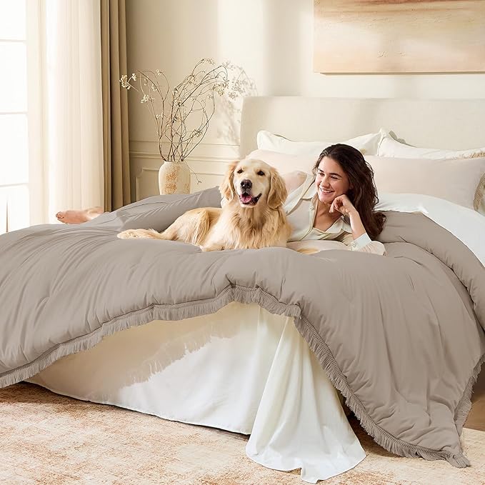 Andency California King Comforter Set Khaki - 3 Pieces Cal King Boho Lightweight Bedding Comforter Sets, Oversized All Season Soft Bed Set (104x96In Comforter & 2 Pillowcases)