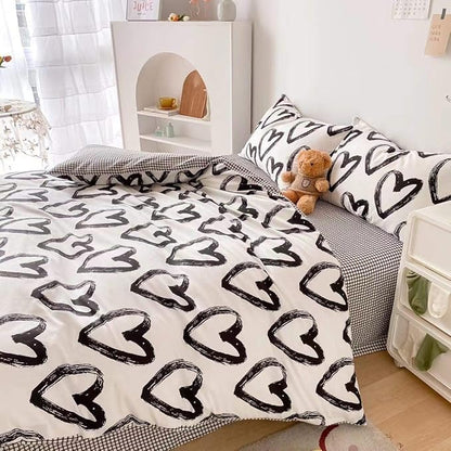 Pureant Love Comforter Set California King Black and White Comforter Cotton Boho Black Quilts Cal King Women Men Heart Shaped Comforters Boys Teens Kawaii Comforter Cute Soft White Bedding Love Heart