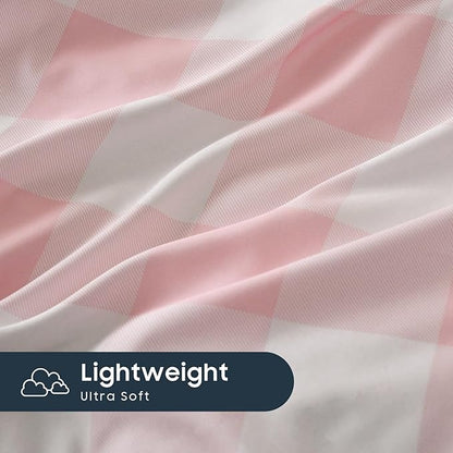 Wake In Cloud - Gingham Comforter Set, Plaid Buffalo Check Checkered Cottagecore Cute Geometric, Soft Lightweight Bedding, 3 Pieces, Pink, Queen Size