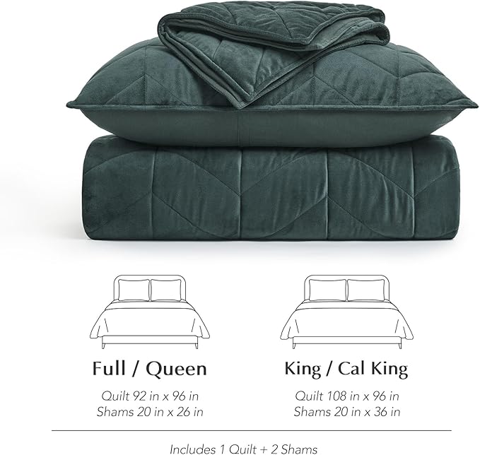 EVERGRACE 3 Pieces Luxurious Queen Velvet Quilts, Ultra Soft Lightweight Velvet Comforter Set, Matelasse Oversized Bedspread Coverlet for All Season with 2 Shams, Forest Green, 92"x96"