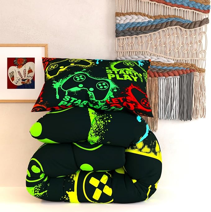 Gamer Comforter Set,Green Yellow Red Black Colorful 3D Pattern for Kids Teens Adults,Decorative Bedding Comforter Sets with 2 Pillow Shams, Queen Size