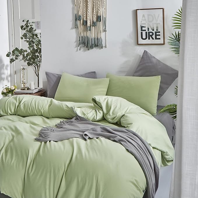 CLOTHKNOW Green Comforter Set - California King, 3Pcs Soft Light & Sea Green Comforters