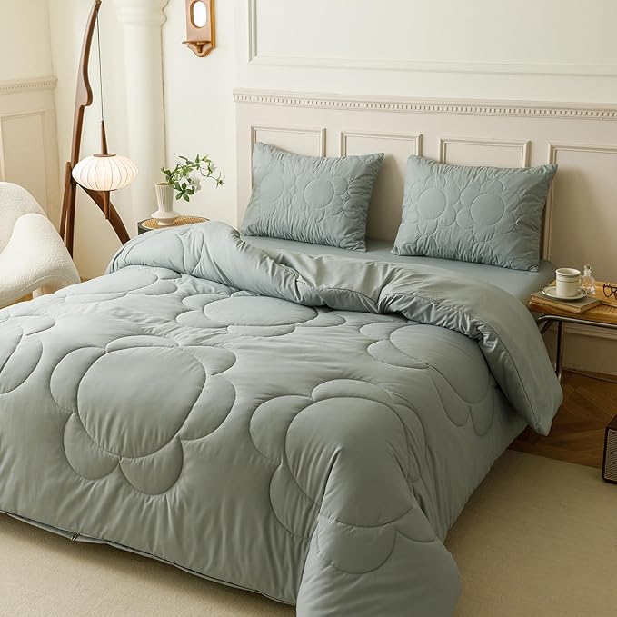 CLOTHKNOW Grayish Blue California King Comforter Set 3Pcs Daisy Puff Bedding Comforter Sets Dusty Blue Floral Comforter Light Blue Comforter Sets