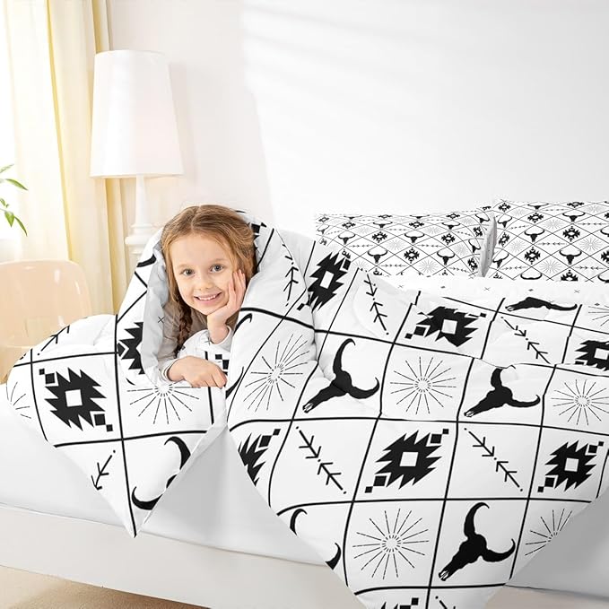 Erosebridal Boys Bull Skull Comforter Set Toddler Size, Ethnic Western Horns Bedding Set Teens Tribal Aztec Boho Southwestern Duvet Insert Farmhouse Animal Vintage Quilt, 1 Pillow Case, Black White