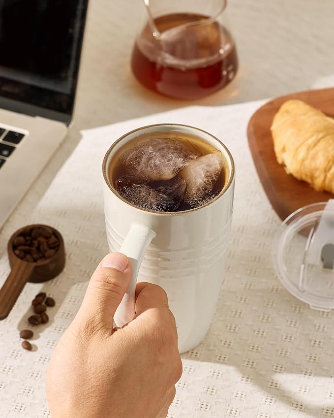 famiware Jupiter Large Coffee Mug, 20oz Coffee Mug with Lid, Ceramic Cup with Handle for Latte, Tea, Cocoa, Milk, Home & Office, Microwave and Dishwasher Safe, Vanilla White