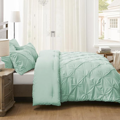 UNIKOME King Size Comforter Set Sage Green - Ultra Soft Boho Pintuck Down Alternative Bedding Set for All Seasons, 3 Pieces Lightweight Warm Pinch Pleat Bed Set with Comforter, 2 Pillowcases