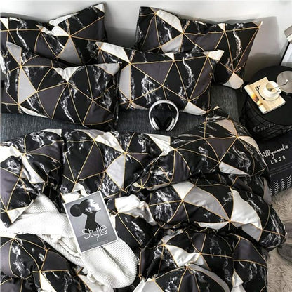 CLOTHKNOW Black White Marble Twin/Twin XL Comforter Set Geometric Triangle Bedding Comforter Sets Black White Comforter with 2 x Pillowcases