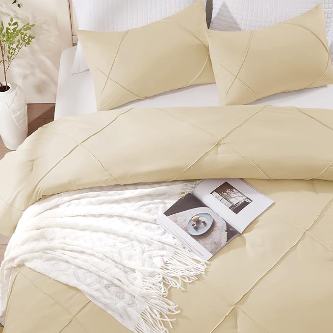 BYSURE 3 Pieces Queen Comforter Set(Beige), Lightweight Bedding Set with 2 Pillow Shams, Down Alternative Diamond Stitched Bedding Comforter for All Season