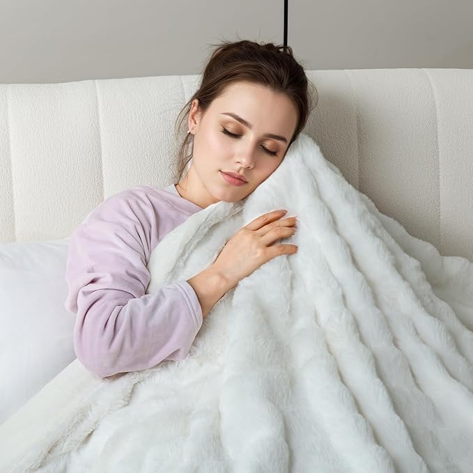 Heated Blanket Electric Throw- 50"x60" Soft Thick Bubble Electric Blanket for Sofa with 5 Heat Levels & 4 Hours Auto-Off Overheat Protection, Warm Cozy Gifts, Cream