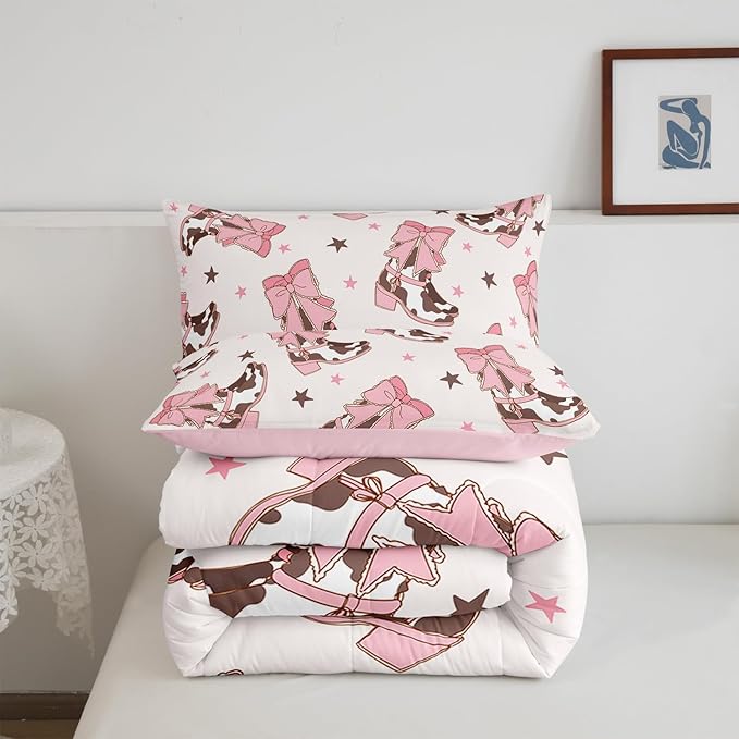 Feelyou Pink Western Bedding Set Cowgirl Cowboy Boots Comforter Set for Kids Boys Girls Teens Room Decor Cute Bowknot Dreamy Princess Style Comforter Toddler Size Stars Print Duvet Set 2Pcs