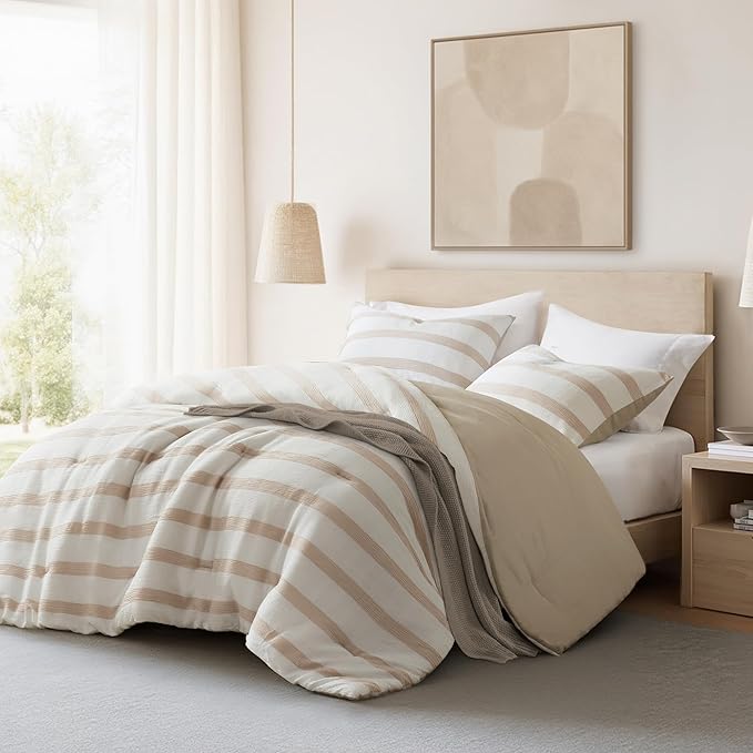 Madison Park Essentials Striped Comforter Set Queen Size, Yarn-Dyed Reversible Comforter with Minimalist Stripes, Crinkled Texture Bedding Set for All-Season Lightweight Warmth, Merritt Taupe