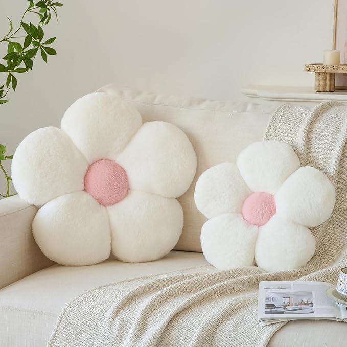 Zlgkjk Flower Pillows, Decorative Throw Pillow with Soft Plush for Couch Bed, Cute Daisy Pillow Cushion Home Decor Floral Throw Pillow (White, 19.6 Inches)