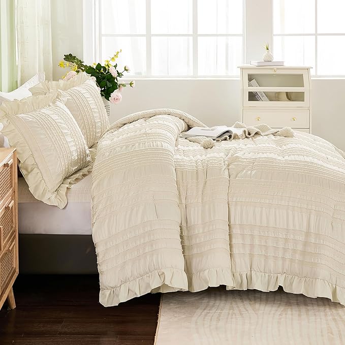 WONGS BEDDING Beige Ruffle Queen Comforter,Boho Shabby Chic Bedding for Queen Bed,Soft Seersucker Farmhouse Bedding Set with 1 Ruffled Comforter,2 Tufted Pillowcases 90"×90"