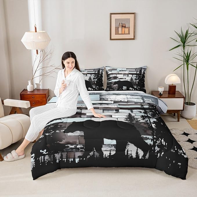 Feelyou Bear Print Bedding Set Wild Animal Comforter Set for Kids Boys Girls Hunting Theme Comforter Pine Trees Retro Quilt Set Bedroom Collection 3Pcs Full Size