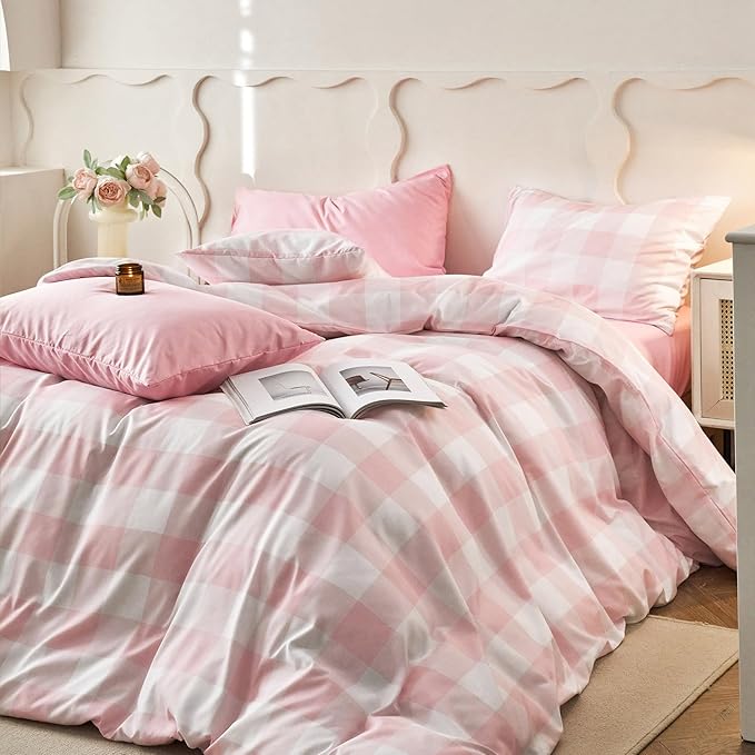 Wake In Cloud - Gingham Comforter Set, Plaid Buffalo Check Checkered Cottagecore Cute Geometric, Soft Lightweight Bedding, 3 Pieces, Pink, Full Size